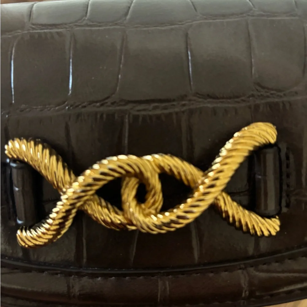 Zara Elegant Brown Leather Crossbody Bag - Picture 8 of 12